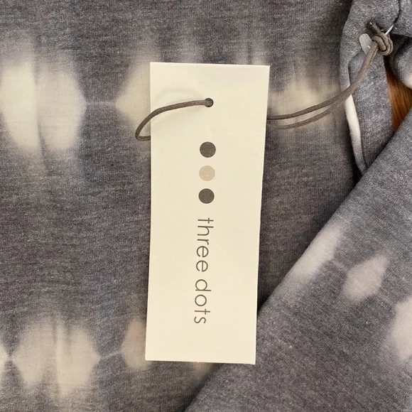 29. Three Dots Tie Dye Crewneck $128 MSRP NWT - Picture 4 of 5